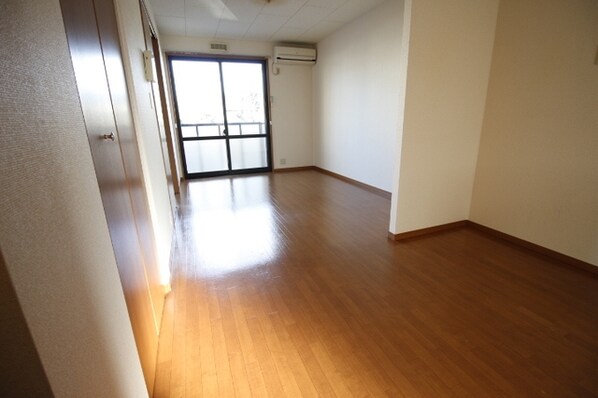 ユアマリーナの物件内観写真